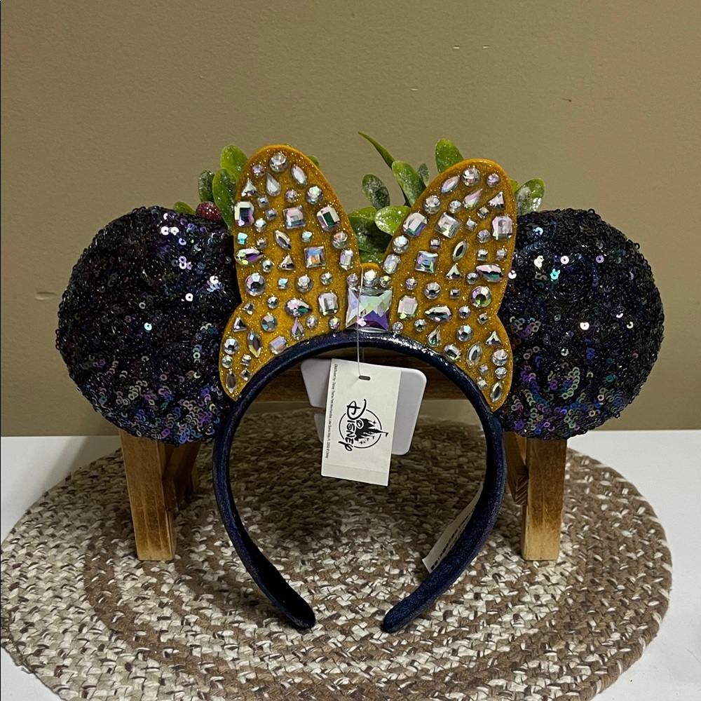 Walt Disney World Parks 2021 50th Anniversary Minnie Mouse Ears NWT